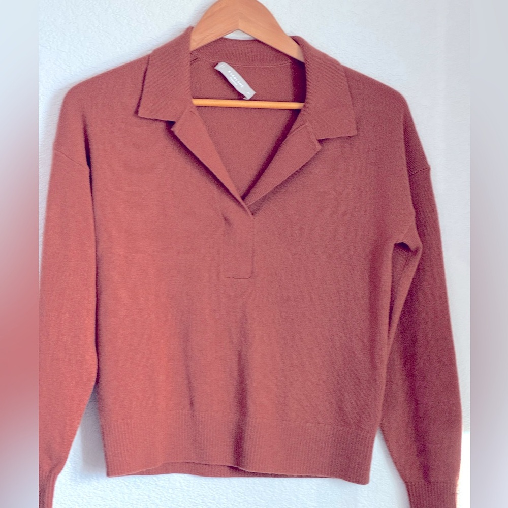 New without tags Everlane cashmere polo sweater XS in cinnamon color